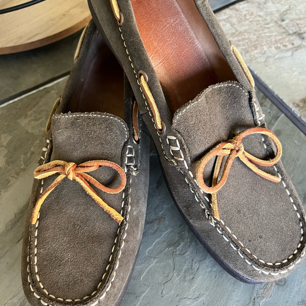 Land’s End women’s olive green Suede Loafers